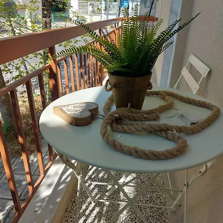 Apartment Dm Nea Michaniona